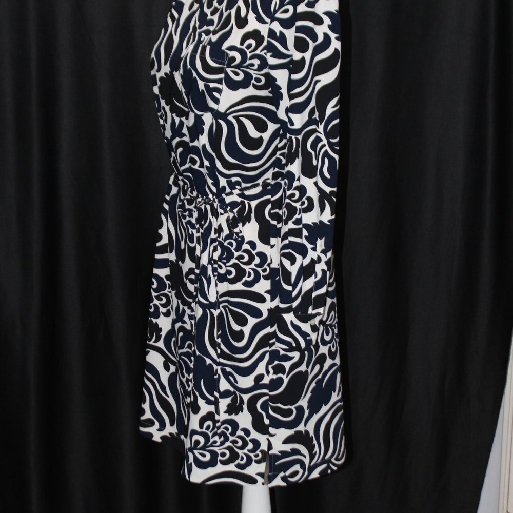 Loft Navy Black and White Long Sleave Straight lined Floral Dress with Tie - Picture 6 of 13